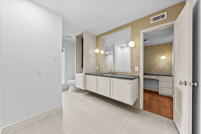 406 N Coronado Dr, Kerrville, TX 78028 - bathroom featuring vanity and tile patterned floors