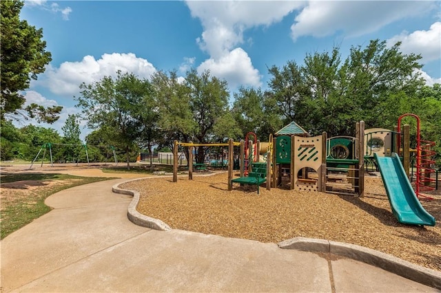 608 Cascada Ln, Round Rock, TX 78681 - view of community playground