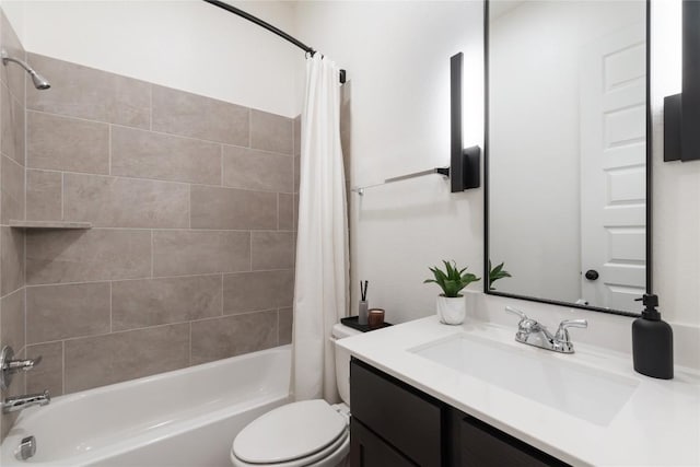 2624 San Bautista Way Unit 44, Leander, TX 78641 - full bath with shower / bath combination with curtain and vanity