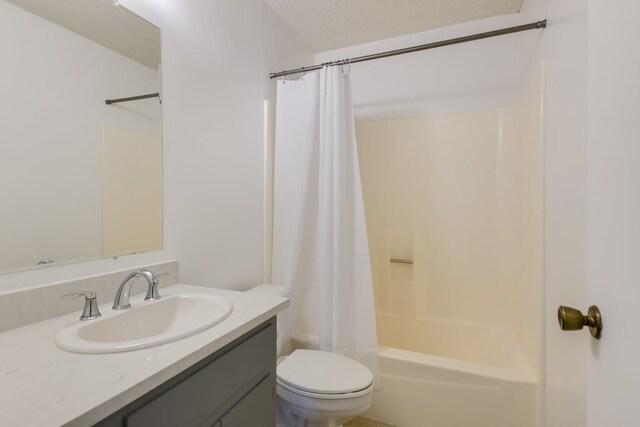 8702 Wildridge Dr, Austin, TX 78759 - full bathroom with vanity and shower / bath combo with shower curtain