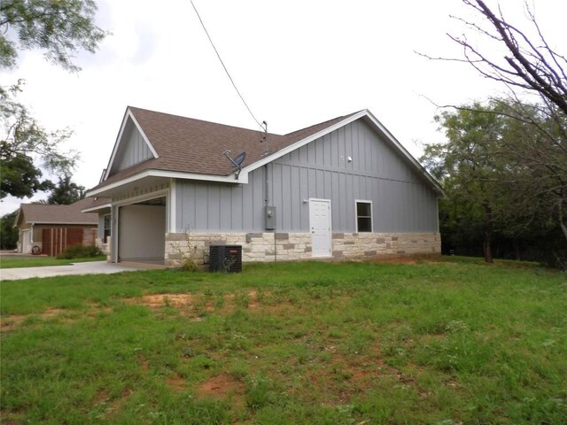 111 E Mesquite Dr, Granite Shoals, TX 78654 - photo 21