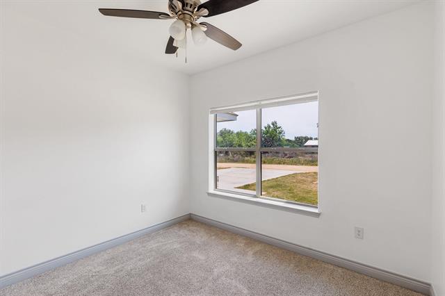 111 E Mesquite Dr, Granite Shoals, TX 78654 - photo 16