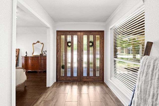 507 S Lake Creek Dr, Round Rock, TX 78681 - entrance foyer with wood finished floors