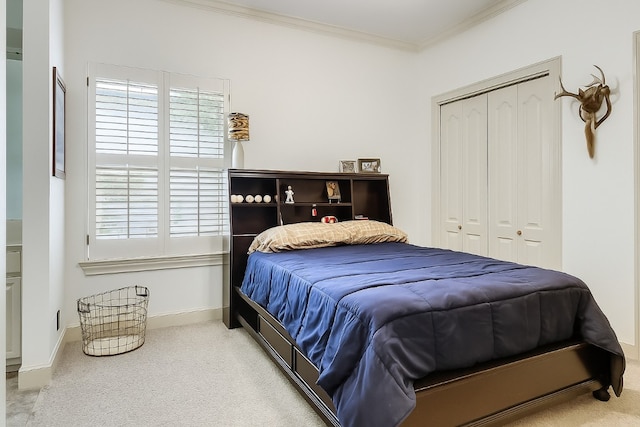 3110 Barton Point Dr, Austin, TX 78733 - carpeted bedroom featuring ornamental molding and a closet