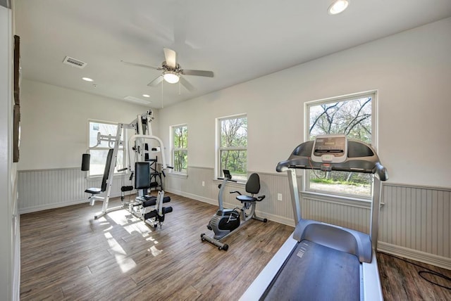2800 Joe Dimaggio Blvd Unit 84, Round Rock, TX 78665 - workout area featuring wainscoting, a ceiling fan, wood finished floors, and recessed lighting