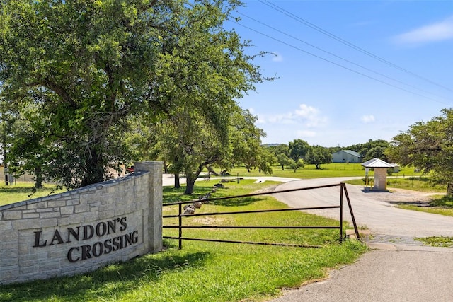 306 Anns Way, Blanco, TX 78606 - view of gate