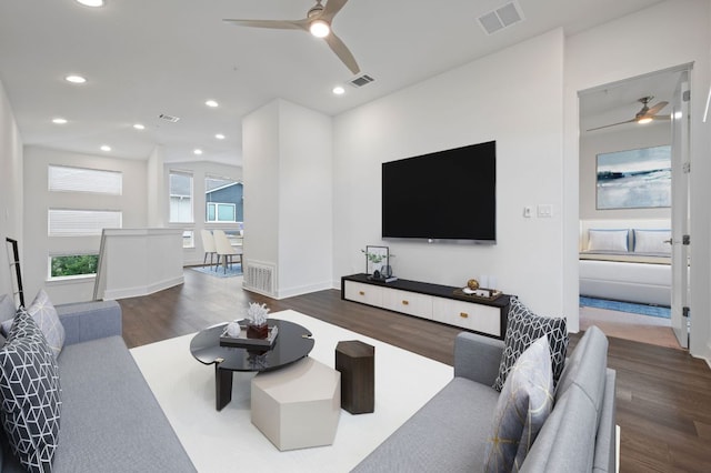 2050 Lohmans Spur Rd Unit 802, Lakeway, TX 78734 - living area with a ceiling fan, wood finished floors, and recessed lighting