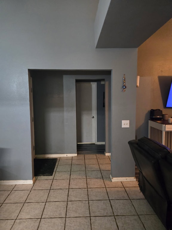 1608 Peridot Rd, Pflugerville, TX 78660 - hallway featuring light tile patterned floors
