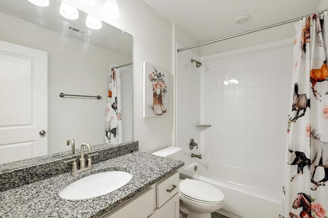 211 Nodena Dr, Dripping Springs, TX 78620 - full bathroom featuring vanity and shower / tub combo