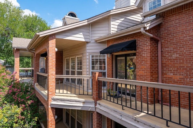 3200 Duval St Unit 309, Austin, TX 78705 - view of wooden deck