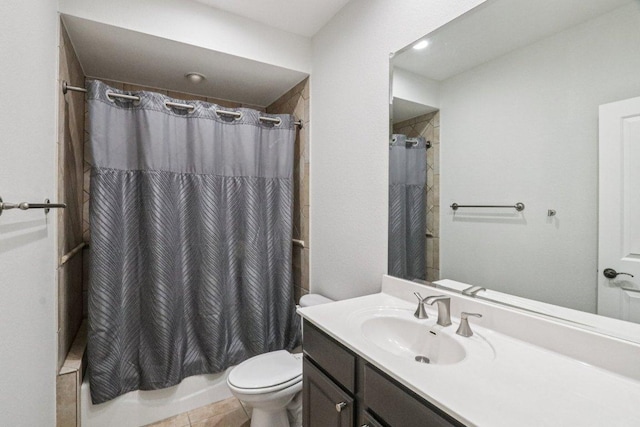 300 San Gabriel Village Blvd Unit 423, Georgetown, TX 78626 - bathroom with vanity, shower / tub combo, and tile patterned flooring