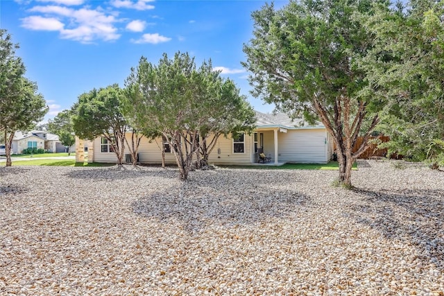 1901 Owens Ln, Lago Vista, TX 78645 - view of front of house