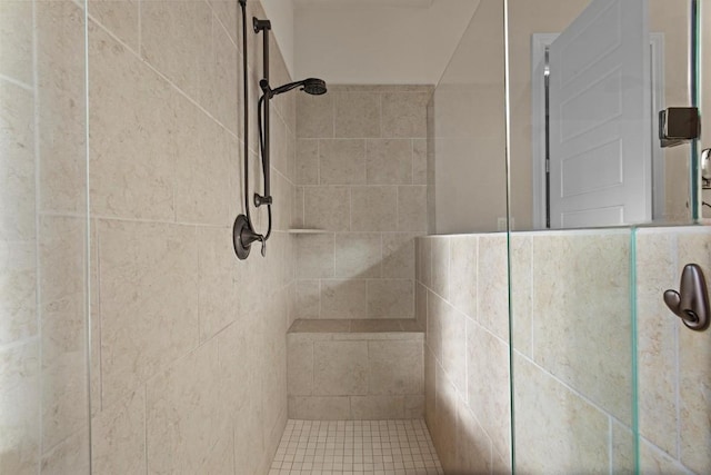 9110 Bayshore Bnd Unit 30, Austin, TX 78726 - bathroom featuring tiled shower