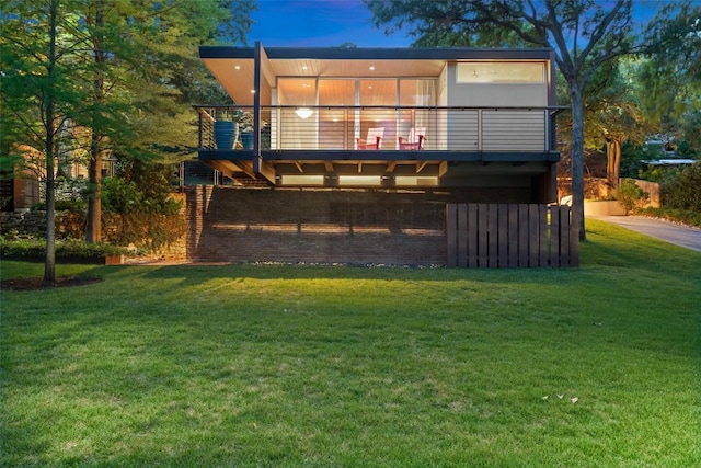 4506 Crestway Dr, Austin, TX 78731 - back of property with a yard and a deck