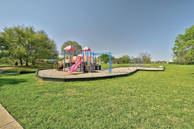 101 Desert Highlands Trl, Round Rock, TX 78665 - community playground featuring a lawn