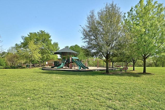 101 Desert Highlands Trl, Round Rock, TX 78665 - community playground with a yard
