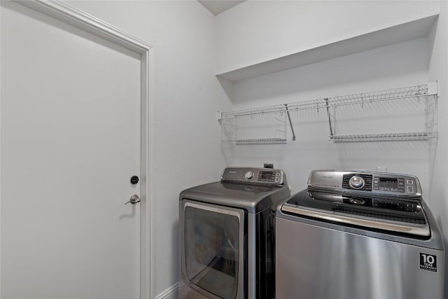 1102 Peyton Pl, Cedar Park, TX 78613 - laundry area with washing machine and dryer