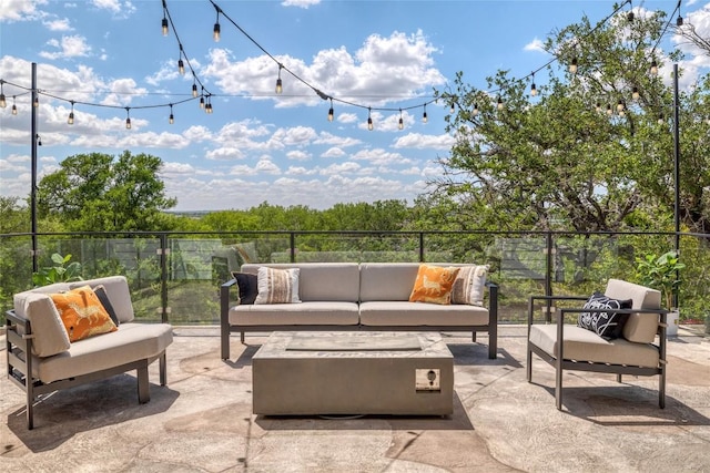 2119 Rabb Rd, Austin, TX 78704 - view of patio / terrace with an outdoor hangout area