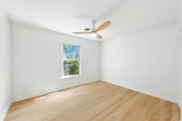 1302 S 2nd St, Killeen, TX 76541 - empty room featuring light wood finished floors and ceiling fan