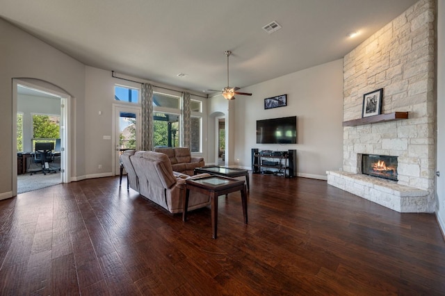 20809 Catwalk Ct, Pflugerville, TX 78660 - photo 2