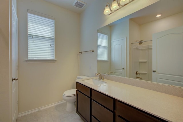 7517 Ballydawn Dr, Austin, TX 78744 - bathroom with vanity and a shower