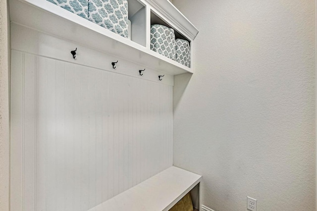 312 First Down Dash, Bertram, TX 78611 - view of mudroom