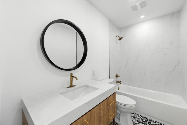 12501 Mixson Dr, Austin, TX 78732 - full bath with vanity and shower / bath combination