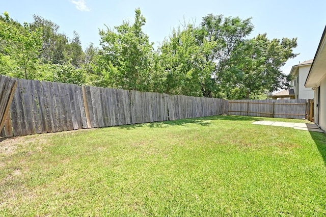 402 Colonial Park Blvd, Austin, TX 78745 - view of fenced backyard
