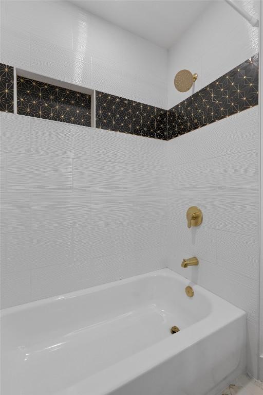 5604 Overbrook Dr, Austin, TX 78723 - view of full bath