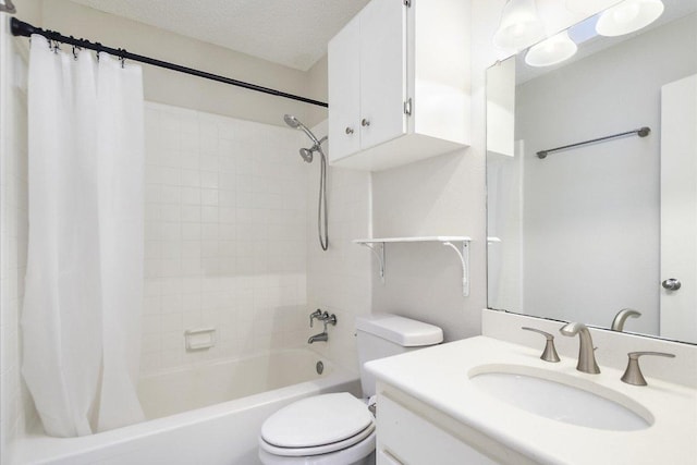 6718 Silvermine Dr Unit 201, Austin, TX 78736 - bathroom with shower / bathtub combination with curtain, vanity, and a textured ceiling
