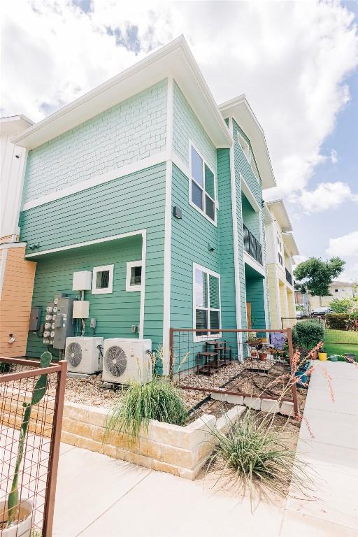 8601 W Gate Blvd Unit 11101, Austin, TX 78745 - view of property exterior featuring a cooling unit