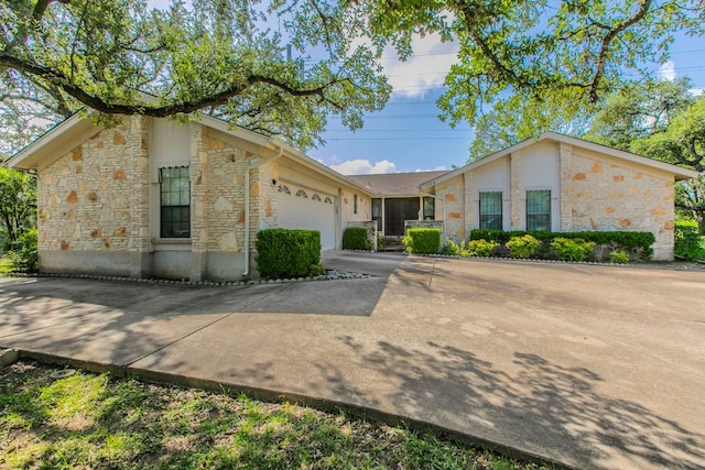 106 White Sands Dr, Lakeway, TX 78734 - photo 1