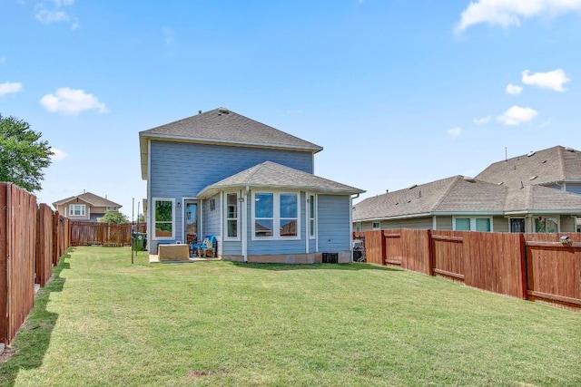 336 Gaida Loop, Georgetown, TX 78628 - back of property featuring a fenced backyard