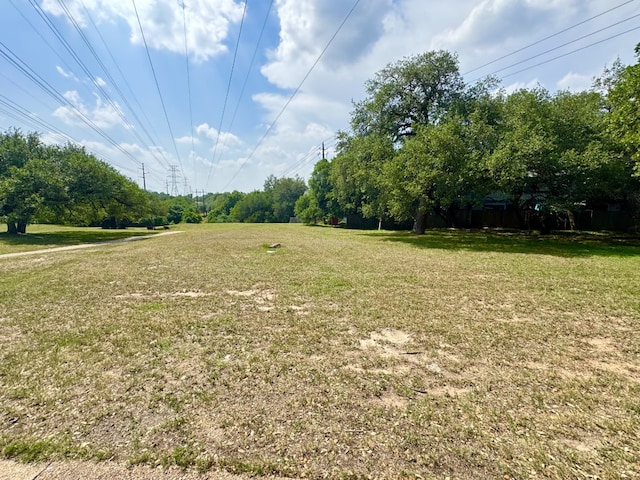 1411 Gracy Farms Ln Unit 130, Austin, TX 78758 - view of green lawn with view of scattered trees