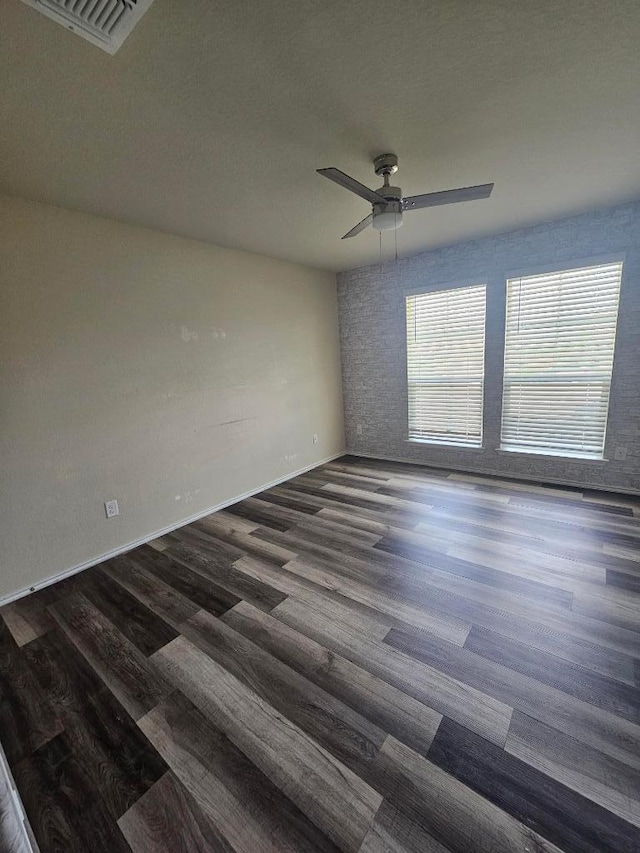 9405 Glynhill Ct, Killeen, TX 76542 - unfurnished room featuring a ceiling fan and wood finished floors