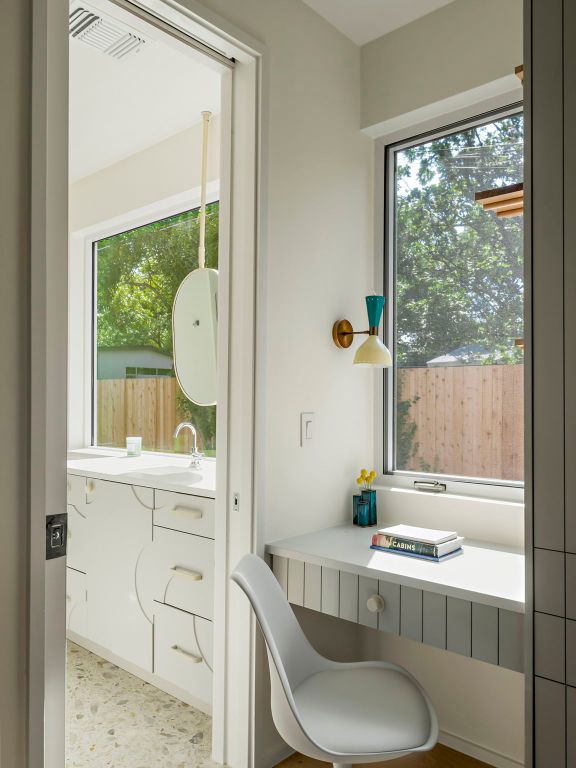 4506 Chiappero Trl, Austin, TX 78731 - bathroom featuring vanity and plenty of natural light