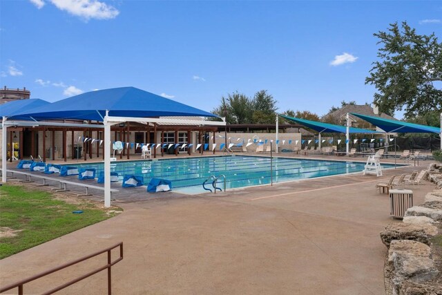 100 Calima Cv, Round Rock, TX 78681 - community pool with a patio