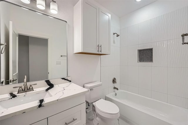 343 Nene Ln, Bastrop, TX 78602 - bathroom featuring vanity and bathing tub / shower combination