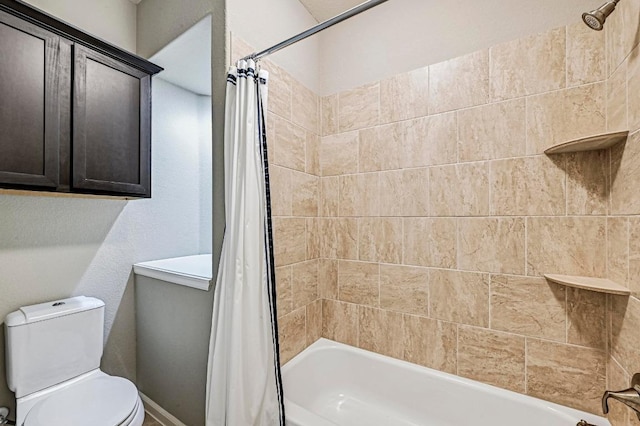 318 Gaspar Bnd, Cedar Park, TX 78613 - full bath with shower / bathtub combination with curtain and toilet