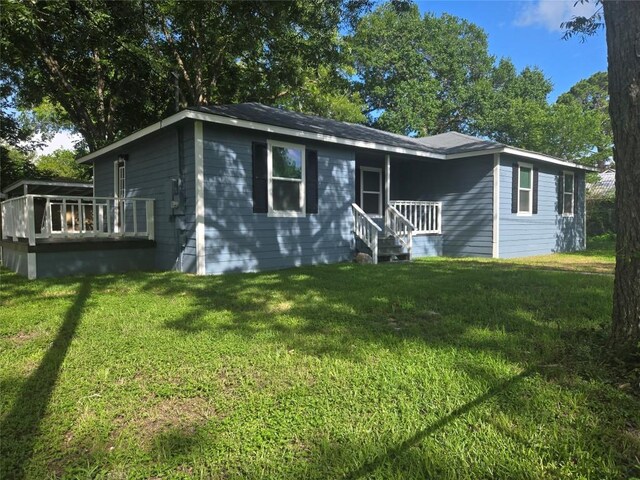 802 Front St, Columbus, TX 78943 - photo 1
