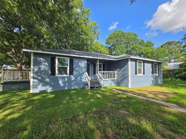802 Front St, Columbus, TX 78943 - photo 2