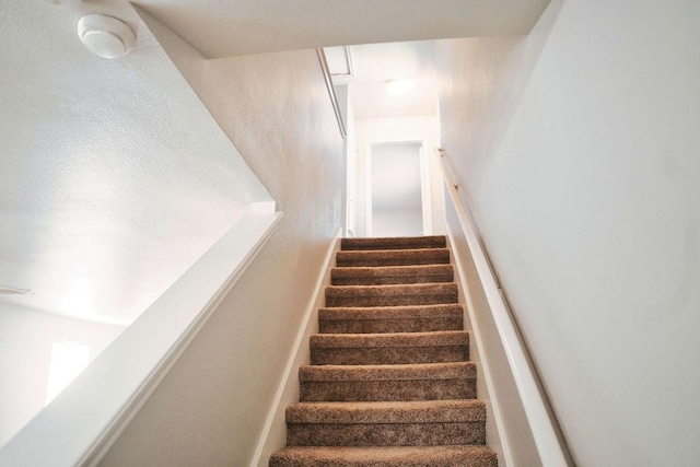 12805 Briarcreek Loop, Manor, TX 78653 - view of stairway