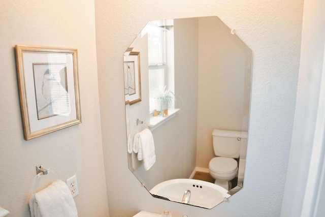 12805 Briarcreek Loop, Manor, TX 78653 - half bath featuring toilet and a sink