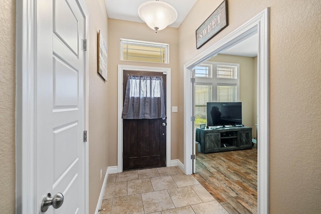 198 Sheridan Loop, Belton, TX 76513 - entryway with baseboards