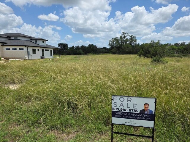 241 Spicewood Trails Dr, Spicewood, TX 78669 - photo 2