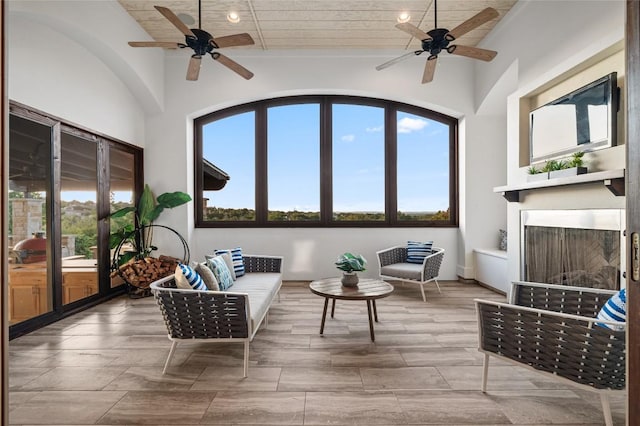 3810 Pawnee Pass, Austin, TX 78738 - living area with ceiling fan