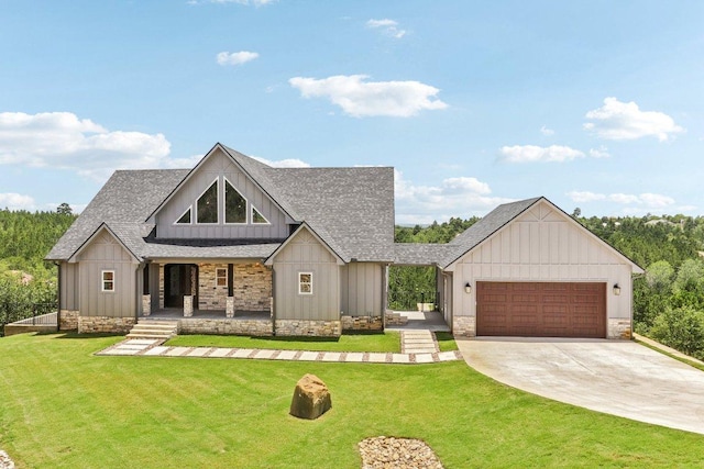 169 Tall Forest Dr, Bastrop, TX 78602 - modern inspired farmhouse featuring board and batten siding, a shingled roof, and driveway