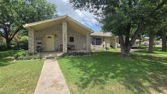 1801 Ash St, Georgetown, TX 78626 - view of front facade with stone siding and a front yard
