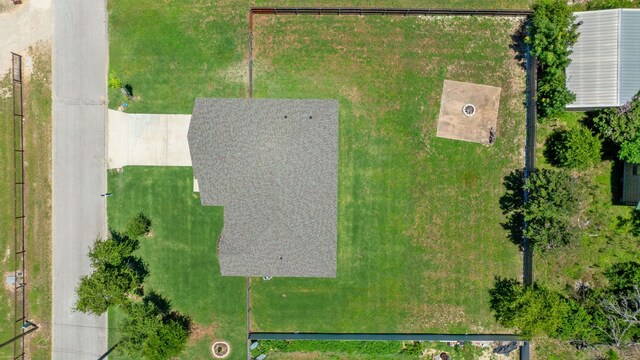 103 W Tomlinson St, Florence, TX 76527 - drone / aerial view