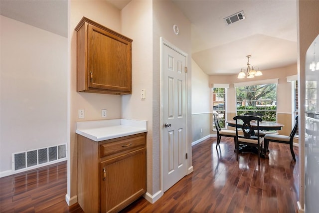 Listing photo 4 - caption unavailable